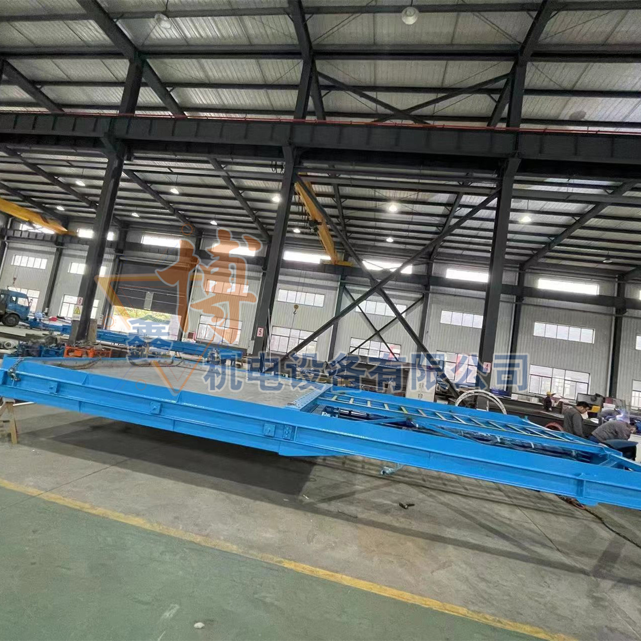 電動(dòng)液壓插板門(mén)